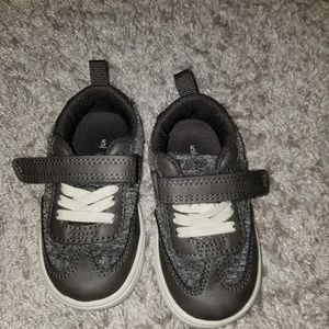 Toddler sneakers